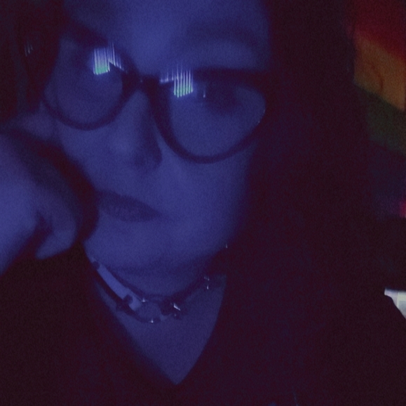 Meet your Posher, Elorrah - Picture 1 of 1